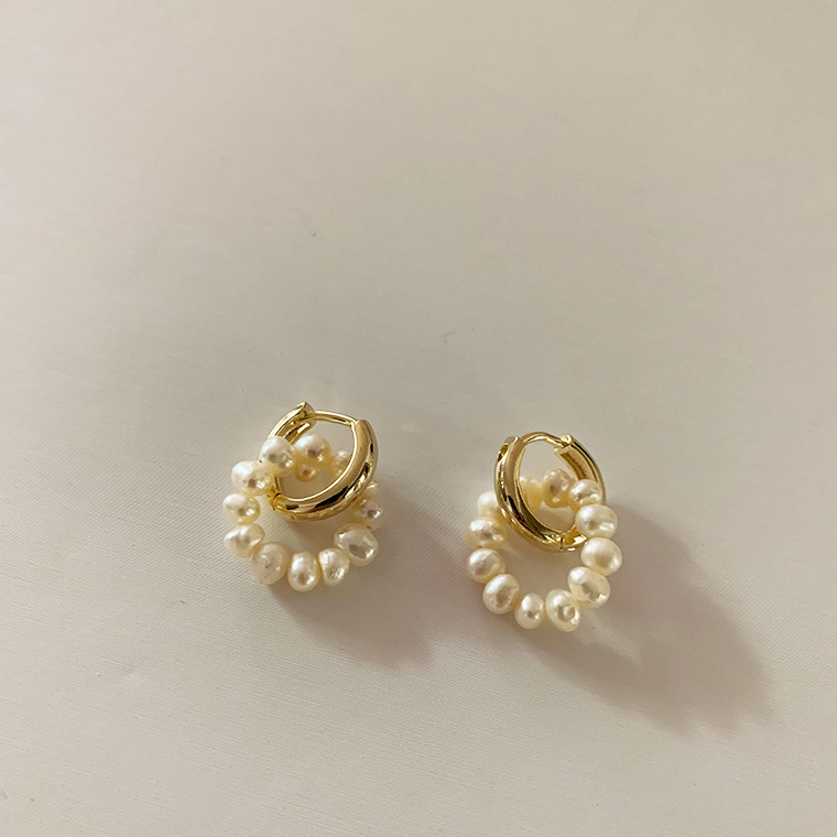 Natürliche Süßwasserperlen – Ohrringe – Natürliche Süßwasserperlen-Ohrringe mit Schließe